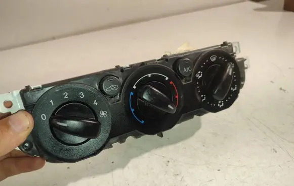 Ford Focus C-MAX Climate control unit 3m5t19980ad 69607003 69607320