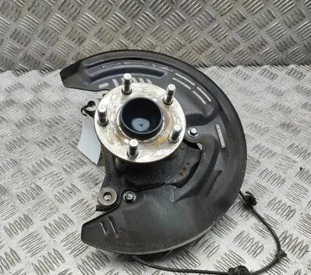 Toyota GR 86 Front wheel hub SU00307498