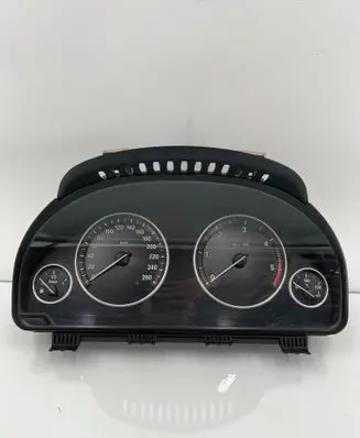 BMW 5 F10 F11 Speedometer (instrument cluster) 9249344 1582994 TKC563831JN