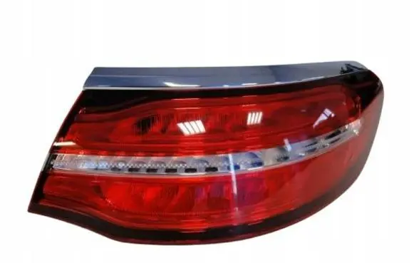 Mercedes-Benz GLC C253 Rear/tail lights A2539063602