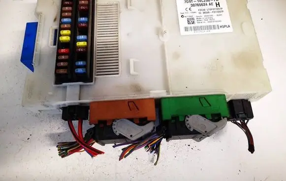 Volvo XC70 Comfort/convenience module 7g9t14c256fa