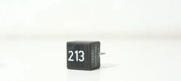 Audi A4 S4 B5 8D Other relay 443951253J