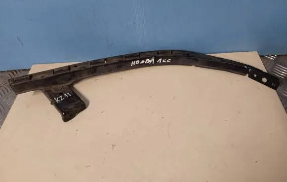 Honda Accord Headlight/headlamp mounting bracket