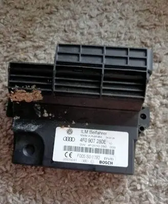 Audi A6 S6 C6 4F Power management control unit 4f0907280e