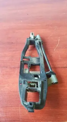 BMW 3 E46 Front door exterior handle/bracket 8253453