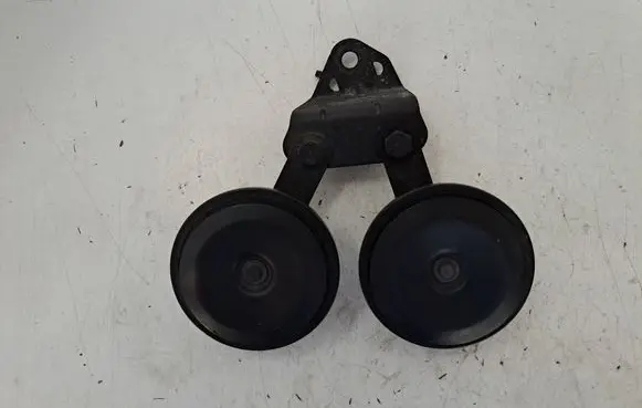 Toyota Avensis T270 Horn signal 8650005010