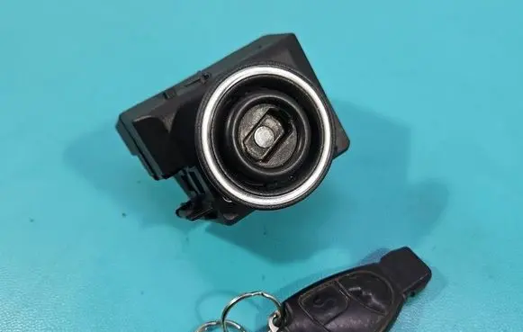 Mercedes-Benz C W203 Ignition lock 2095452308 IMPRK1584605