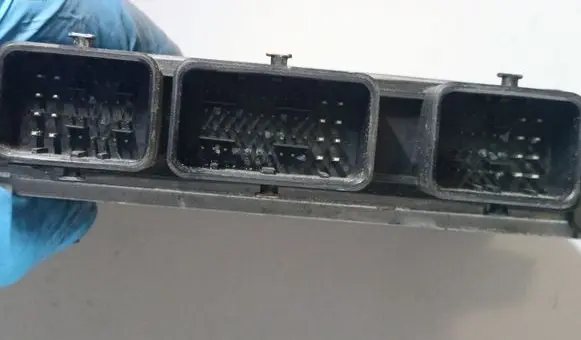 Nissan Qashqai Engine control unit/module MEC93470
