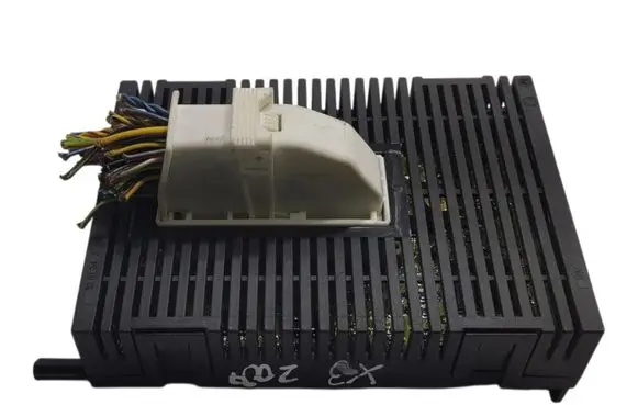 BMW X3 E83 Light module LCM 3451528
