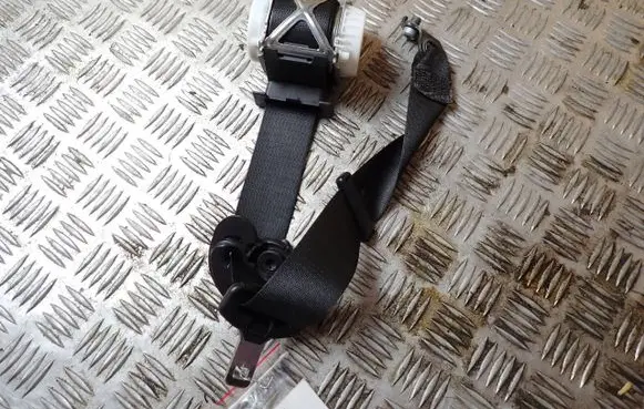 BMW 1 F20 F21 Front seatbelt 34078319D