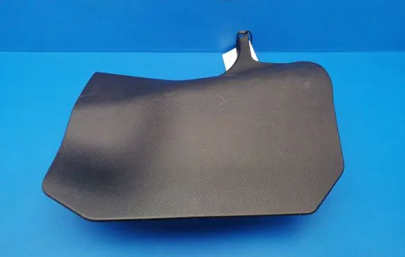 Foot area side trim