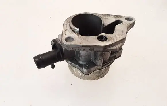 Renault Megane III Vacuum pump 8201005306 8201005306B