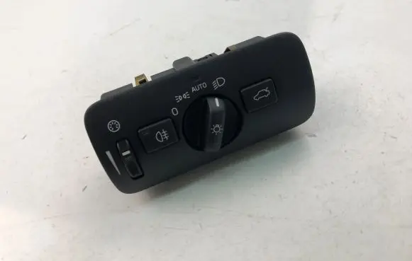 Volvo V40 Light switch 31443831