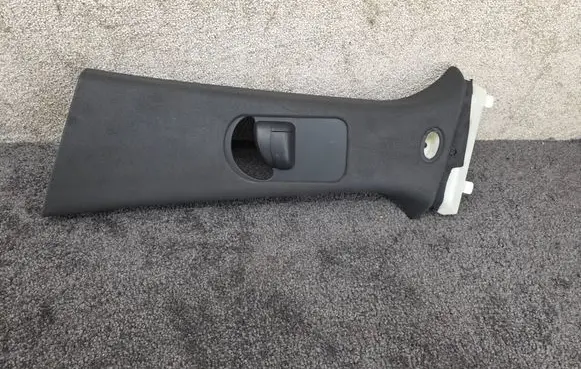 Maserati Grecale (B) pillar trim (top)