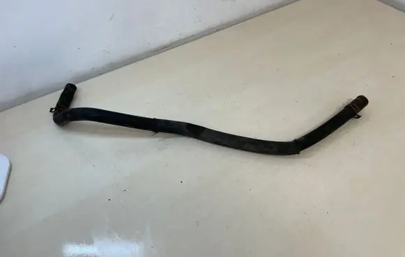 Opel Vivaro Engine coolant pipe/hose