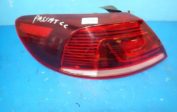 Volkswagen PASSAT CC Rear/tail lights 3C8945207T