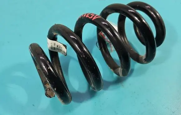 BMW iX1 Rear coil spring 8847559 IMPRK1572235