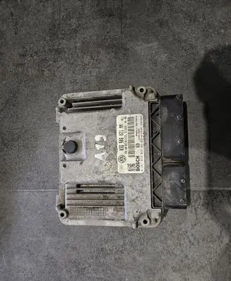 Volkswagen Touran I Engine control unit/module 03G906021MM