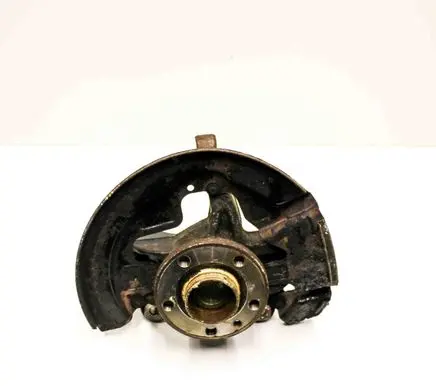 Front wheel hub