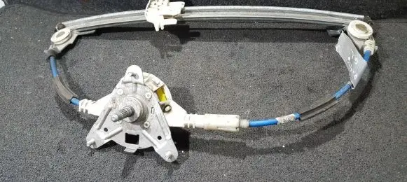 Peugeot 406 Sliding door window regulator with motor