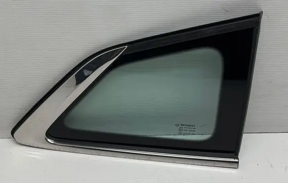 Renault Megane IV Rear side window 833062569R 833069093R E00025520C