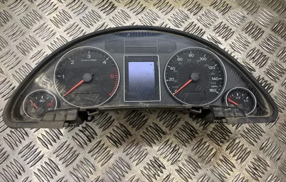 Audi A4 S4 B7 8E 8H Speedometer (instrument cluster) 1036901830