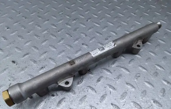 Volkswagen T-Roc Fuel main line pipe 05E133320