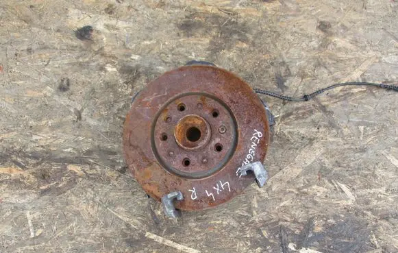 Jeep Renegade Front wheel hub spindle knuckle
