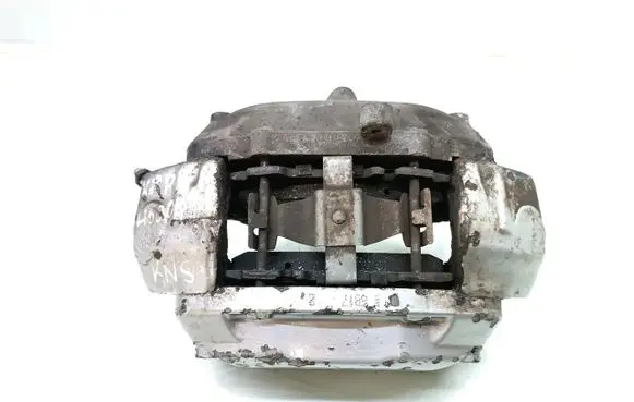 Mercedes-Benz CLS C219 Front brake caliper