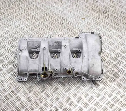 Porsche Macan (95B) Rocker cam cover 94610513665 94610523665