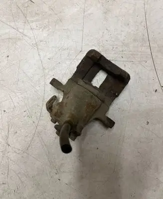 Audi 80 90 S2 B4 Rear brake caliper