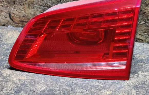Volkswagen PASSAT B7 Tailgate rear/tail lights 3AF945308F
