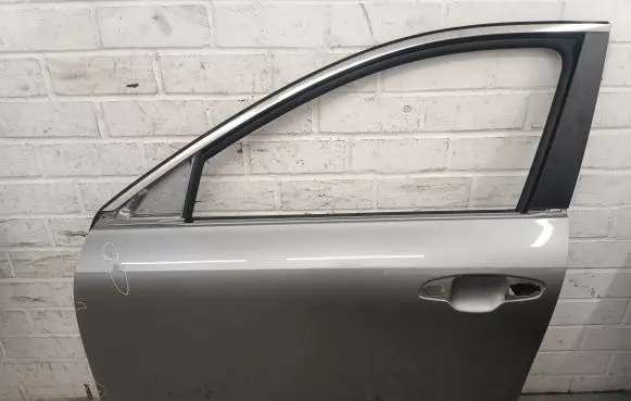 KIA Niro Front door