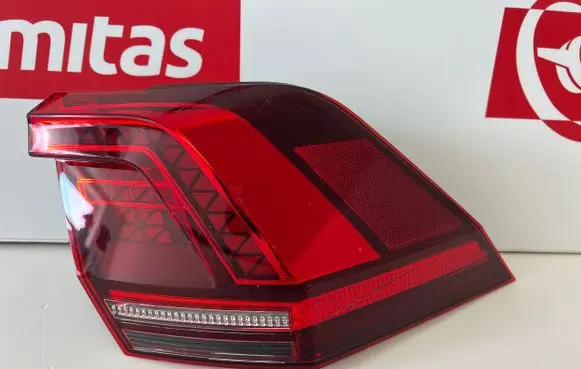 Volkswagen Tiguan Rear/tail lights 5NA945208F 2SD01252102 00865243