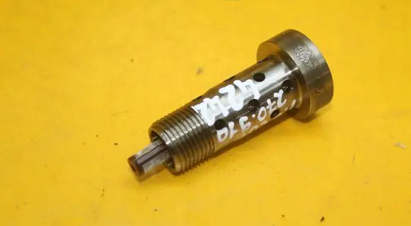 Mercedes-Benz CLA C117 X117 W117 Camshaft vanos timing valve A2760500278