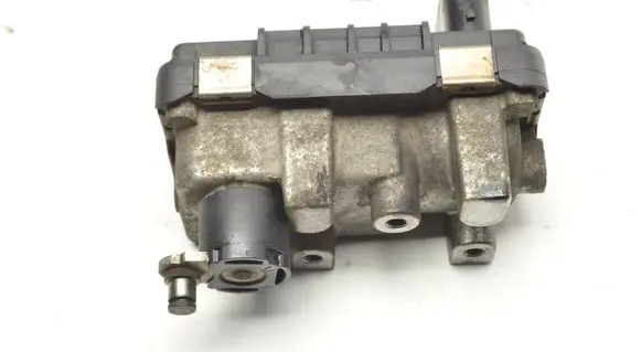 Ford Focus Turbo charger electric actuator 6NW009206