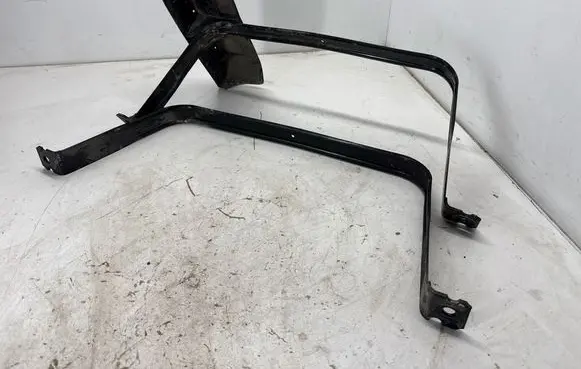 Audi Q3 F3 Fuel tank mounting bracket 5QF201656D