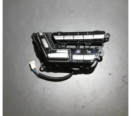 Mercedes-Benz S W221 Seat control switch A2218700658 0208957 3359090201