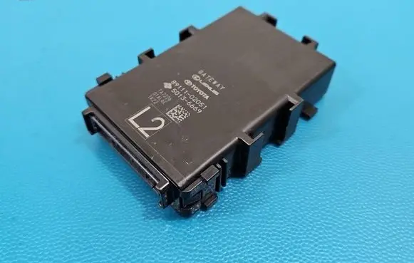 Toyota C-HR I Central body control module 8911102051 IMPRK1590465