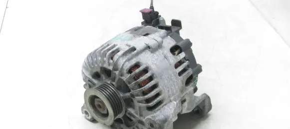 Toyota Verso Generator/alternator A619890A