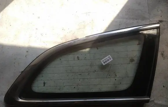 Mazda 6 Rear side window as2