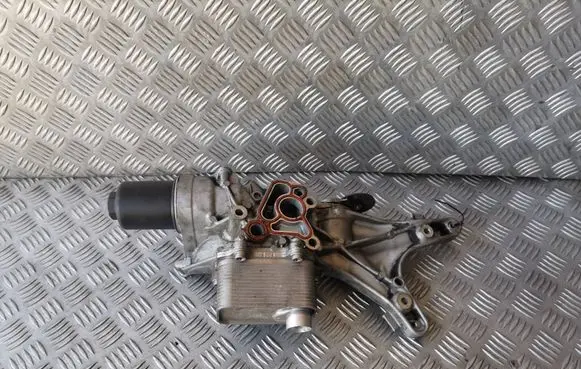 Audi A4 S4 B9 Oil filter mounting bracket 06L903143D 06L117021G