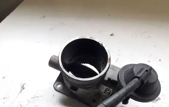 KIA Carens I Engine shut-off valve 