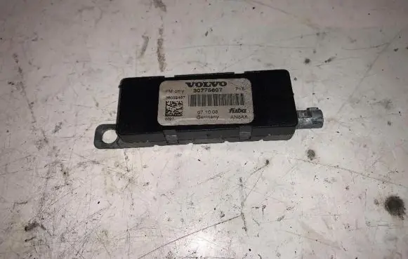 Volvo C70 Aerial antenna amplifier 30775607 C4023