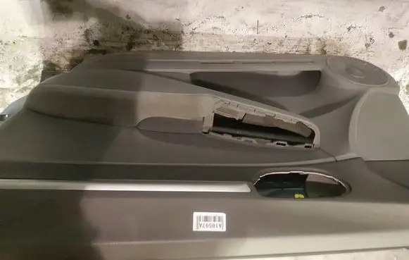 Honda Civic Front door card panel trim