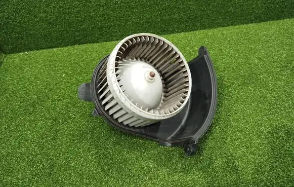 Renault Kangoo II Heater fan/blower 173830100