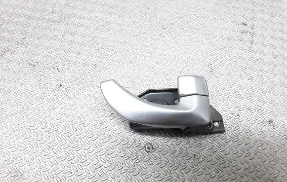 Hyundai Terracan Front door interior handle