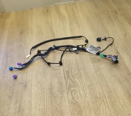 Maserati Ghibli Front door wiring loom 06700058030