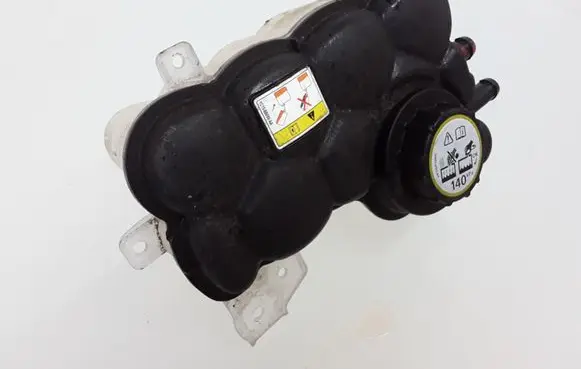 Land Rover Range Rover Velar Coolant expansion tank/reservoir