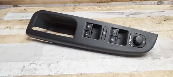 Volkswagen Jetta V Electric window control switch 1K4868049B